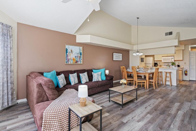 Living / Dining