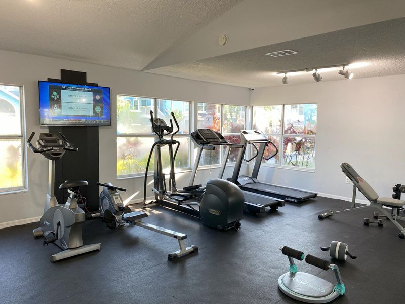 Gym (Angle)