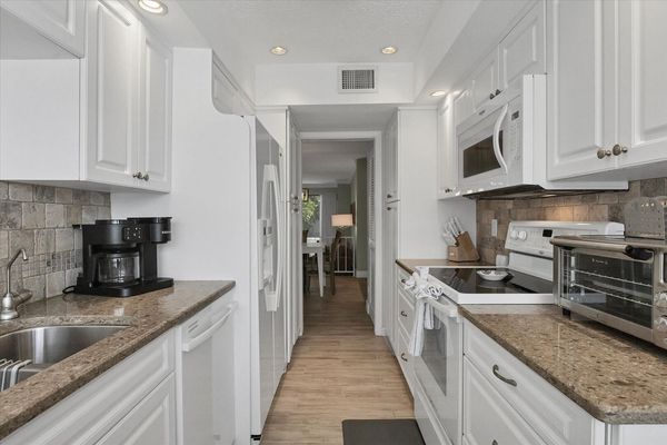 Fully-equipped kitchen