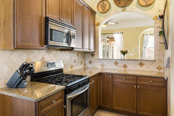 This kitchen will certainly be a favorite for those who love to cook