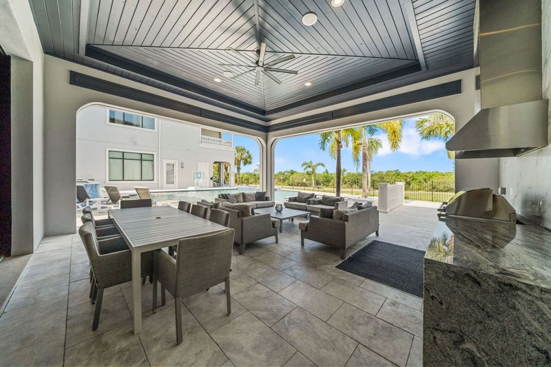 You will love your outdoor dining area with a gas BBQ perfect for the evening grills