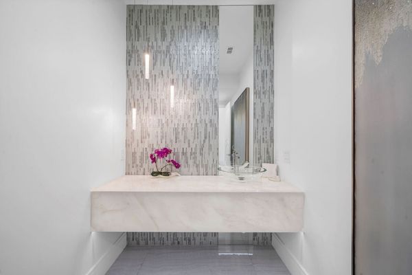 Powder Bath