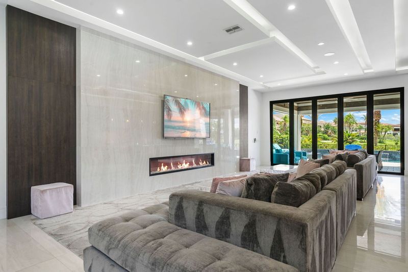 Luxurious Rene Cazares Sectional