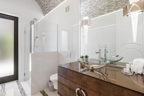 Pool Bath With Tiled Arch Ceiling