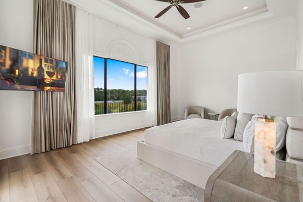 Rest easy after a long day in this plush King bed, offering the ultimate in comfort and relaxation