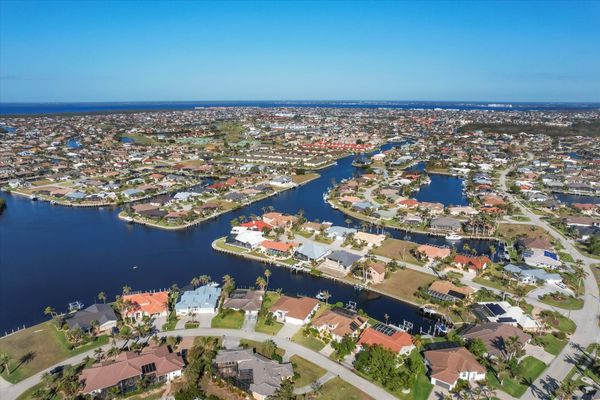 Beautiful 3 bedroom, 3 bathroom waterfront home with private pool in Punta Gorda, FL (Boat lift not available)