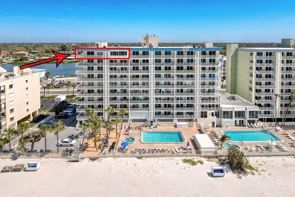 Penthouse Corner Unit