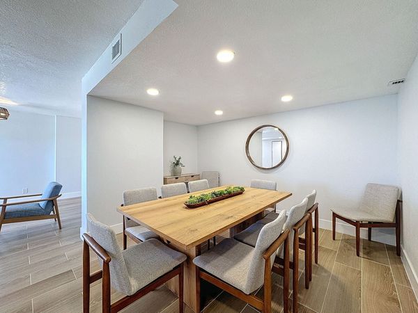 Dining Room seating for 8