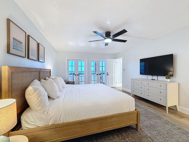 King Bed