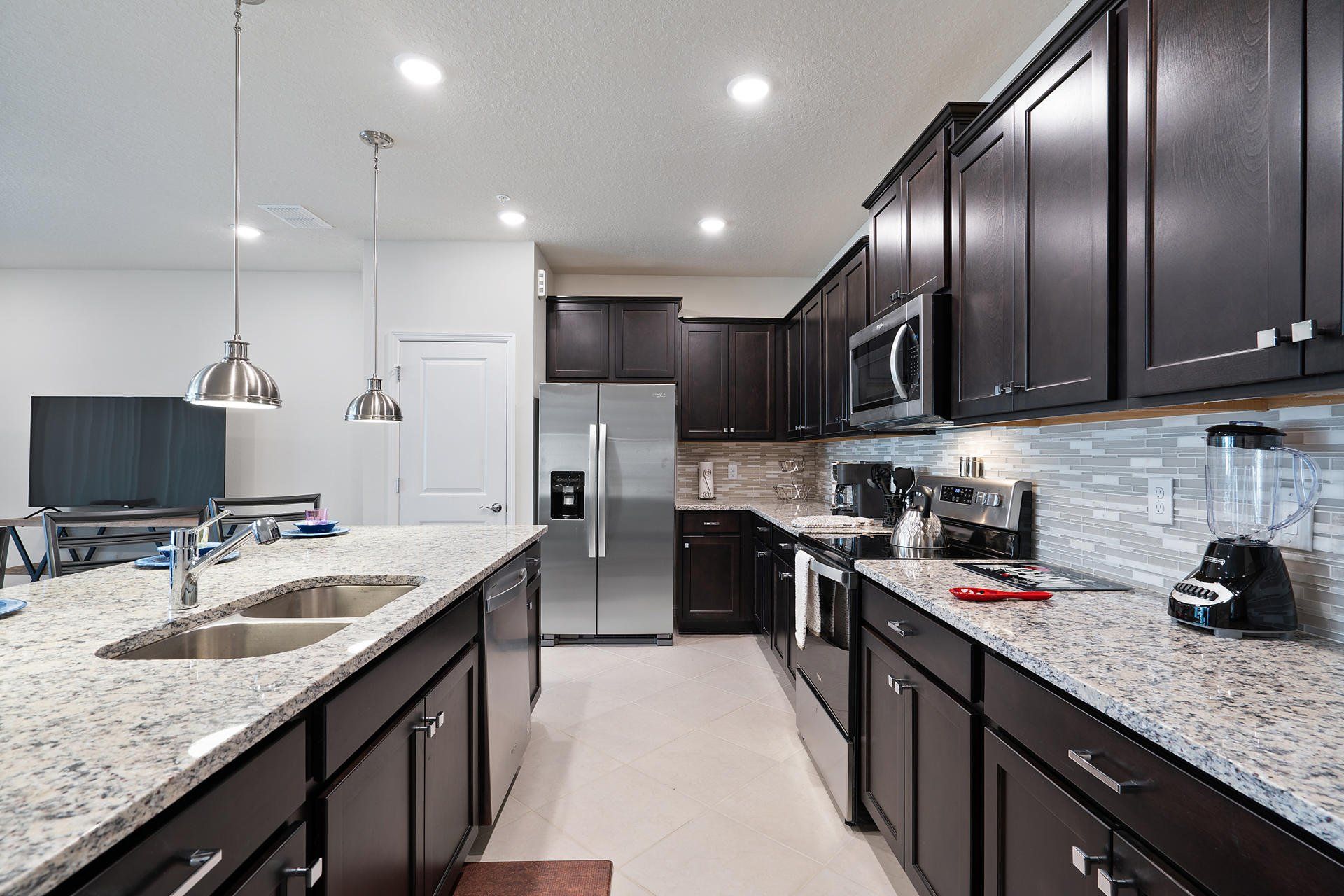 1232 Blue Island Dr