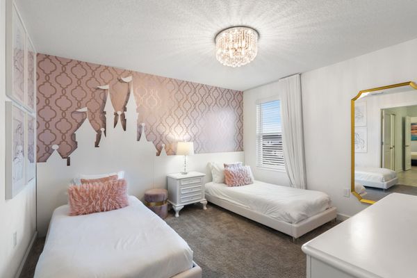 Two Twins Bedroom 8 Upstairs Shared Bathroom Princess Theme