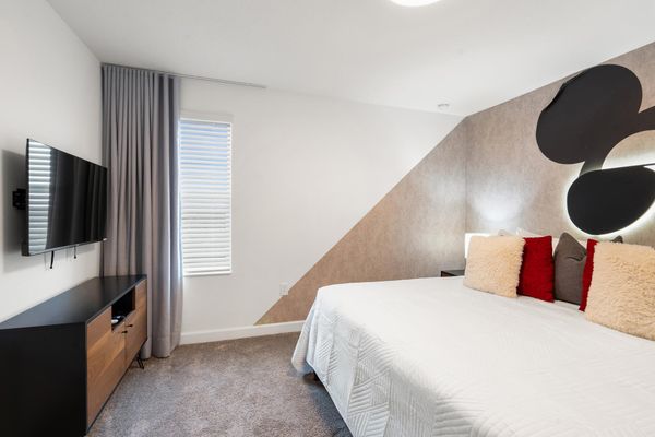 King Bedroom 7 43" Smart TV