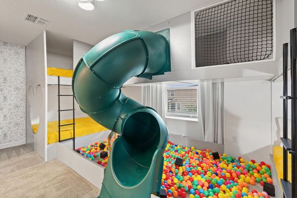 Two Double/Double Bunks Bedroom 9