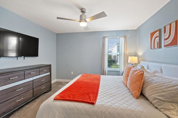 King Bedroom 6 50" Roku TV