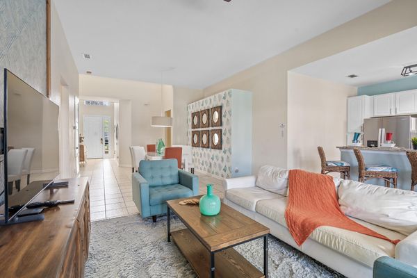 Living / Dining / Entry