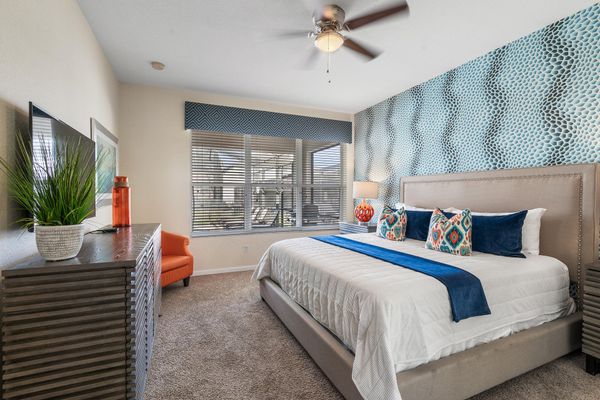 Master King Bedroom 1 Downstairs Attached Bathroom