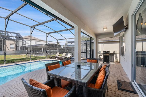 Pool / Patio 50" Roku TV