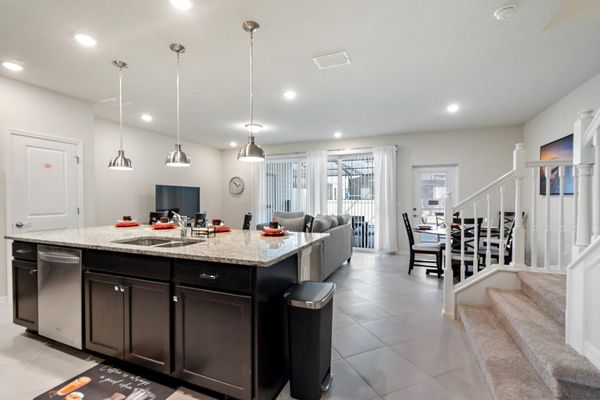 Kitchen Island / Living Overview