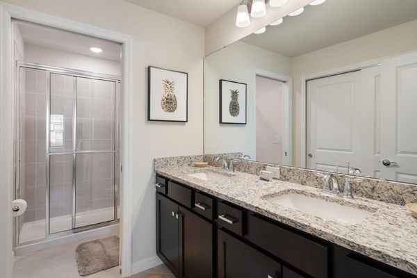 Master King Bathroom, 1 Upstairs Shower