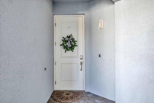 3 bedroom, 2 bathroom, 1st floor condo in the beautiful Heritage Landing Golf Resort & Country Club