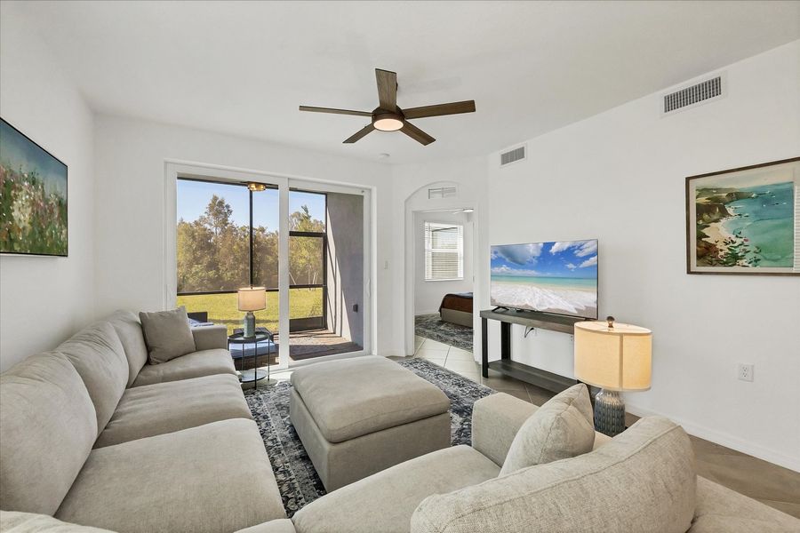14191 Heritage Landing Blvd #1211