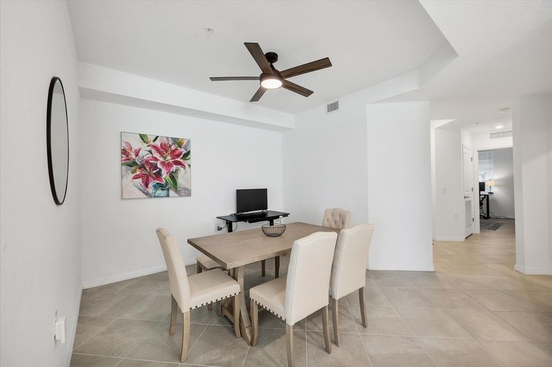 Dining table seats 6