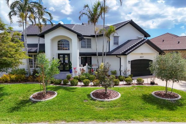 4 Bedroom, 3.5 Bathroom, Waterfront Home with Private Pool in Punta Gorda, FL