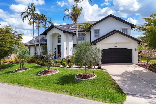 4 Bedroom, 3.5 Bathroom, Waterfront Home with Private Pool in Punta Gorda, FL