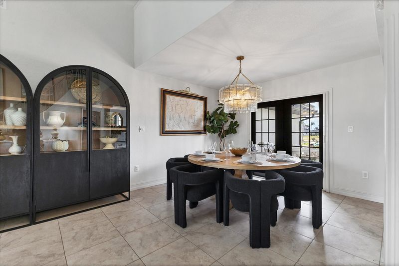 Dining Table for 8