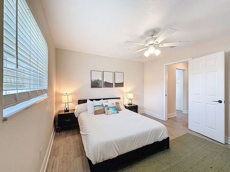 Bedroom 3 - Queen Bed