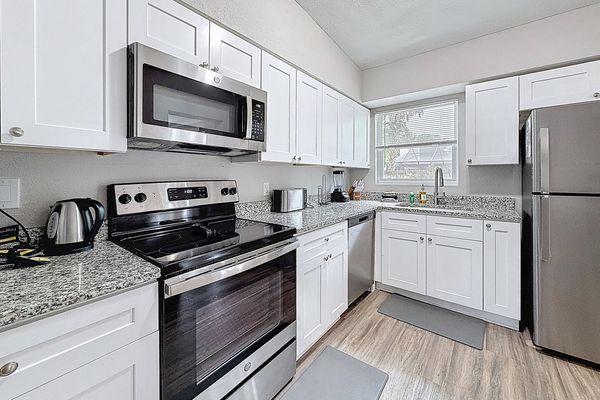 Front Lanai | Pet Friendly | Fenced Yard