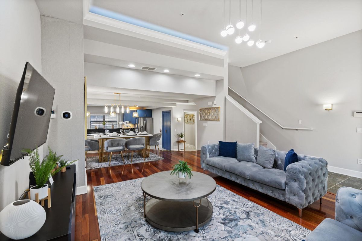 Living Room/Dining Room/Kitchen