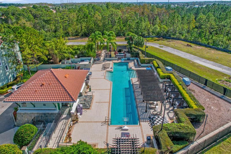 Resort/Pool