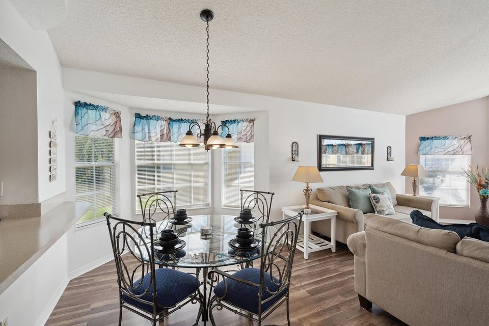 Dining/living Room