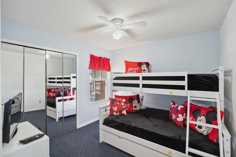 Twin/Double Bunk Bed with Twin Trundle Bedroom 3 28" TV Mickey Theme