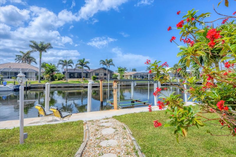 Boat parking on large 6'x55' Dock (Power and Water) with Access to the canal and Gulf! (Boat lift not available)