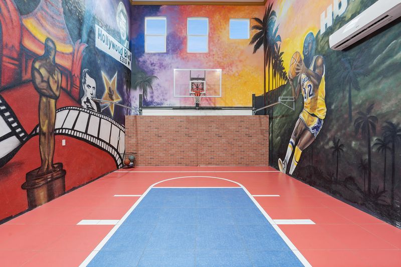 Basketball/Pickleball  Court  AC