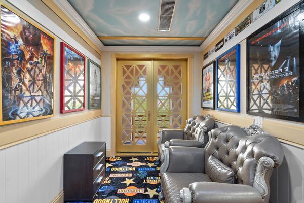 Sitting Area Upstairs