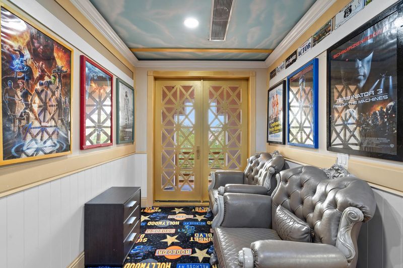Sitting Area Upstairs
