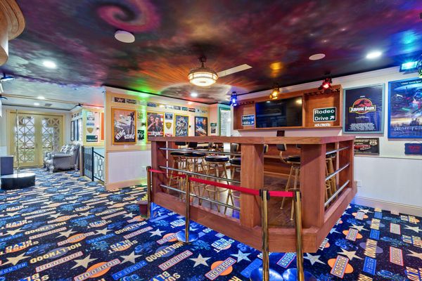 Loft/Bar (Angle) 55" Roku TV