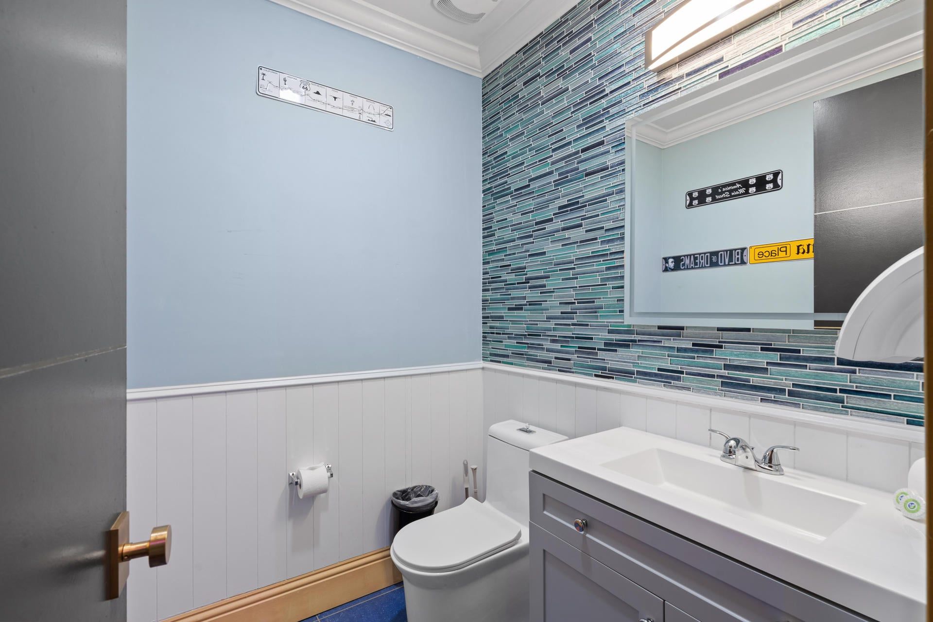 Gallery Photo