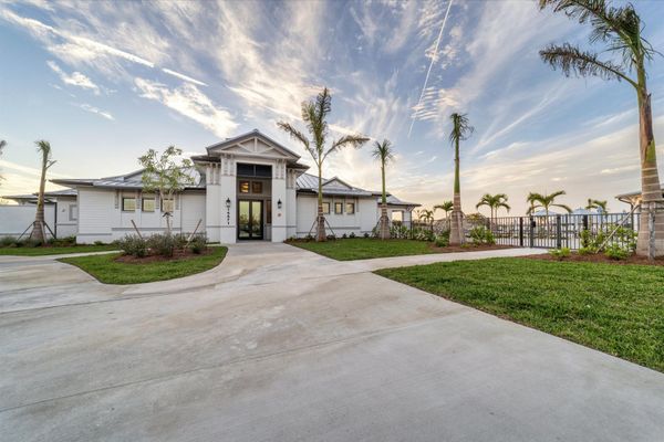 Enjoy the fantastic amenities at Heritage Landing Golf & Country Club