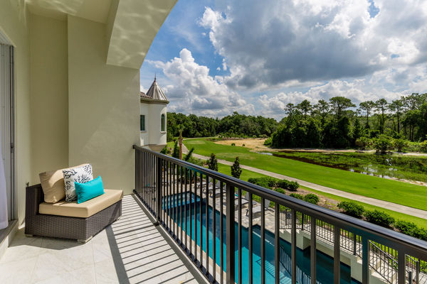 It offers beautiful views of the pool and Jack Nicklaus golf course