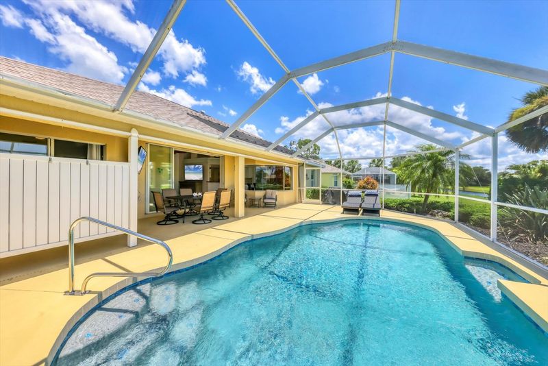Private pool (Solar Pool Heater)
