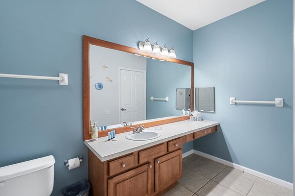 Shared Bathroom 2 Tub/Shower Combo