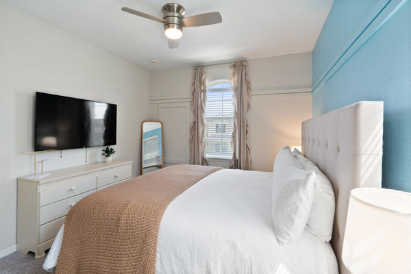 King Suite Bedroom 6 Upstairs Attached Bathroom (5) 55" Roku TV