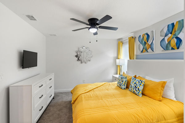 King Bedroom 3 Upstairs Shared Bathroom 32" Roku TV