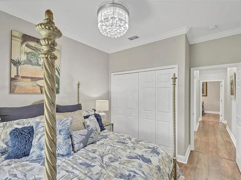 Guest bedroom 2 with queen bed and 40" Smart TV