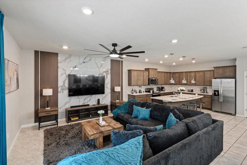 Living Room 75 " Smart TV Sound system