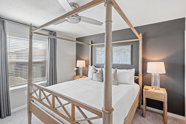 King Bedroom 6 Upstairs Shared Bathroom 43" Roku TV